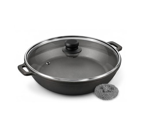 alt = Patelnia żeliwna z dwoma uchwytami i pokrywką 28 cm Maysternya