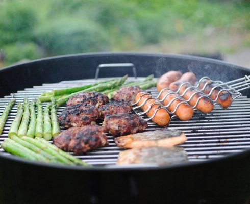 grilling-1081675_1920